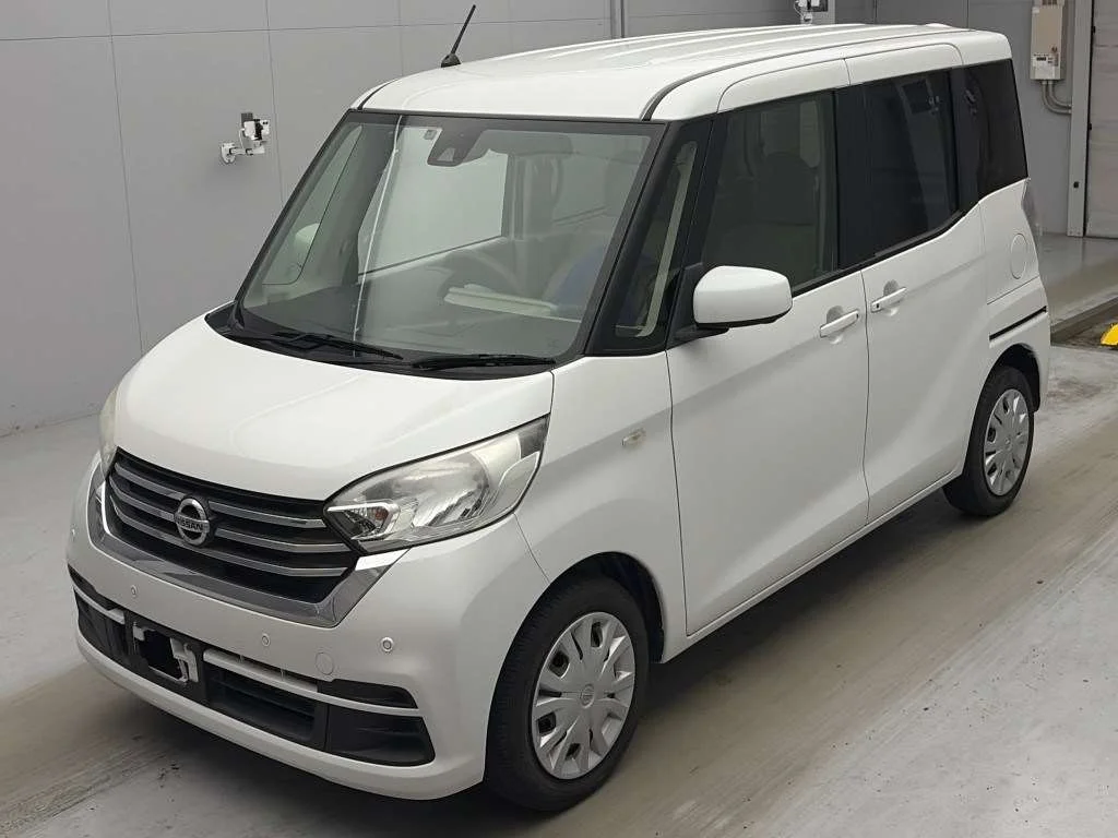 Nissan Dayz Roox B21A 2018